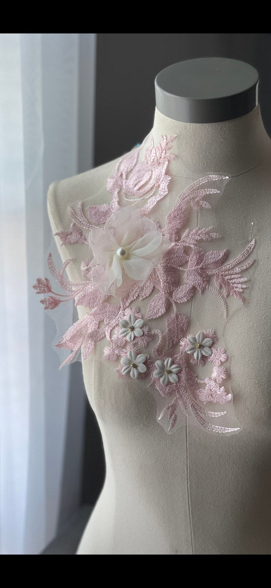 3D flower pink lace appliqué