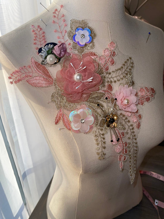 3D flower appliqué pink with gold