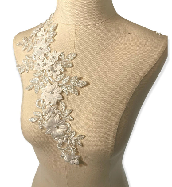 White flower lace appliqués with Pearls #798-771