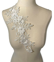  White flower lace appliqués with Pearls #798-771