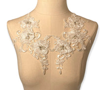  Pair of White applique with rhinestones and pearls #146-917