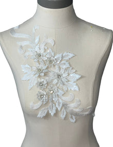  White 3D floral appliqués with sequin #146-917