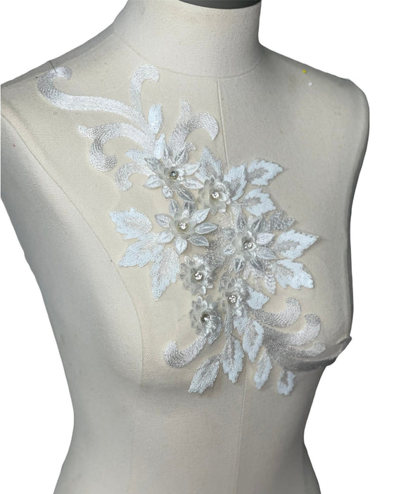 White 3D floral appliqués with sequin #146-917